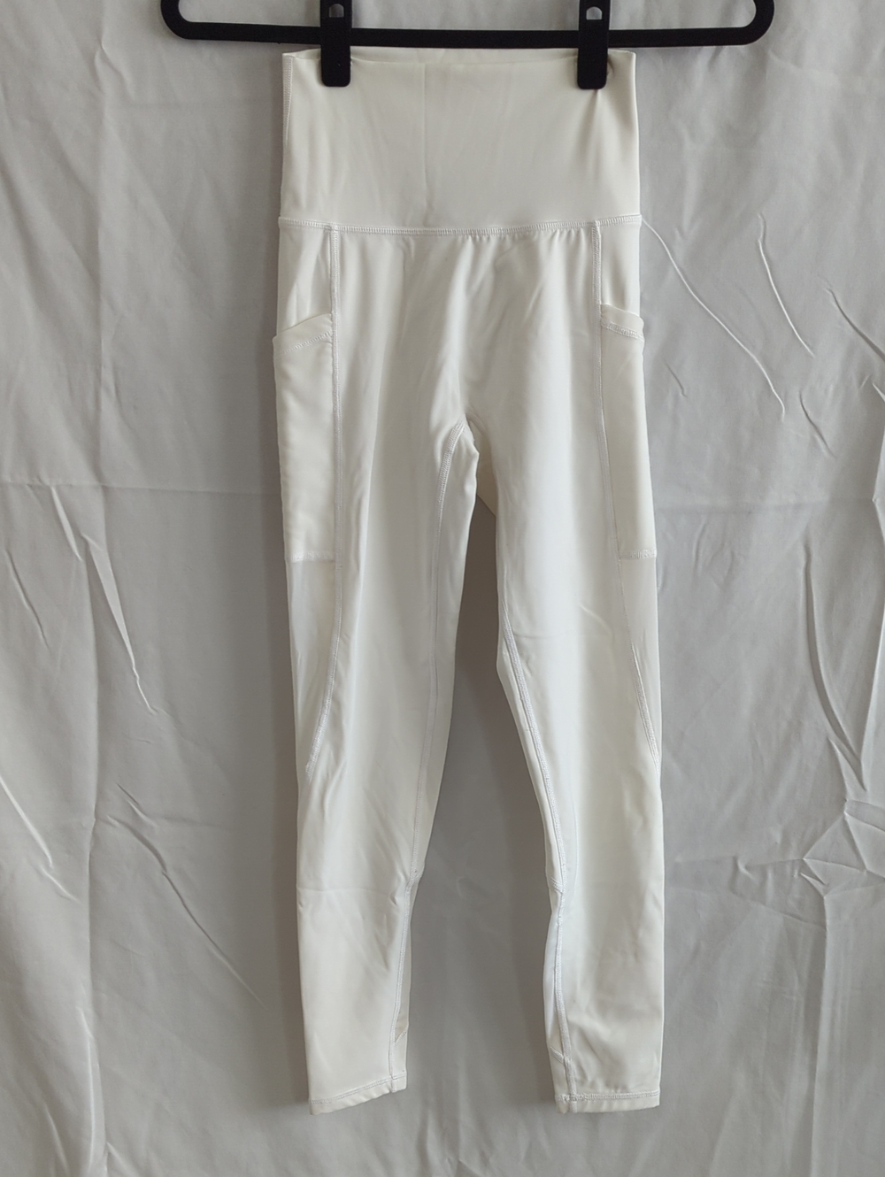 Offline By Aerie White Leggings with Mesh